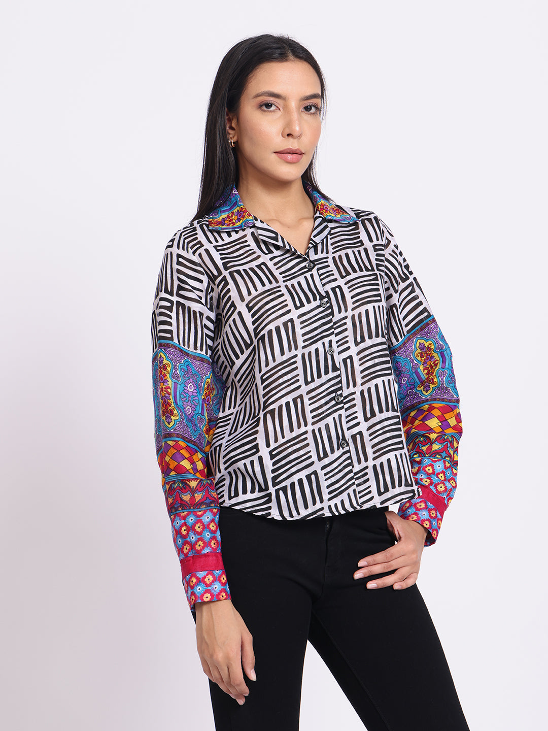 Printed Shirt with Contrast Sleeves and Classic Collar